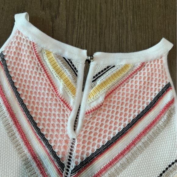 White House Black Market Sleeveless Sweater Tank Size XS Striped - Picture 8 of 15